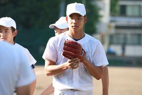 MAX153キロ、高校通算39本塁打、偏差値70！ 東京の超進学校に現れた“規格外の男”森井翔太郎の「気になる進路」の画像