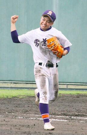 【高校野球】常葉大橘・山内涼雅一塁手が同点三塁打＆決勝犠飛の大仕事の画像