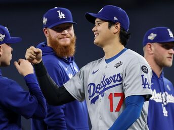 「MLBの歴史上ドジャースだけだ」米識者が“史上最高チーム説”を主張 連覇達成なら「まさしく王朝と呼ぶに相応しい」と高鳴る期待